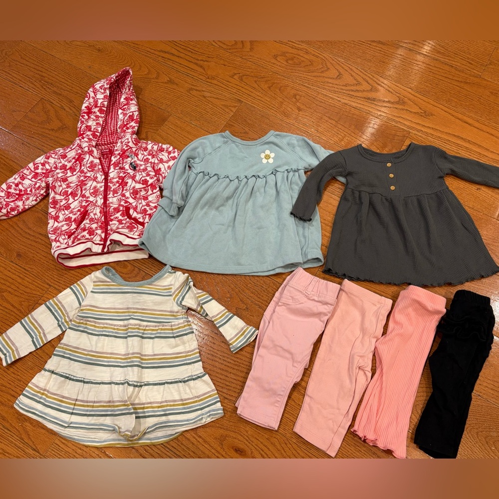 8-Piece Baby Girl Clothing Lot – Size 6M